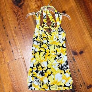 Cache, Beach or Cocktail Top, Size Medium but more like a small, no defects.